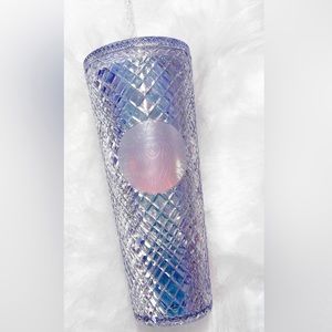 Starbucks Winter Tumbler 2022 iridescent Holiday Cup Unicorn White Iridescent